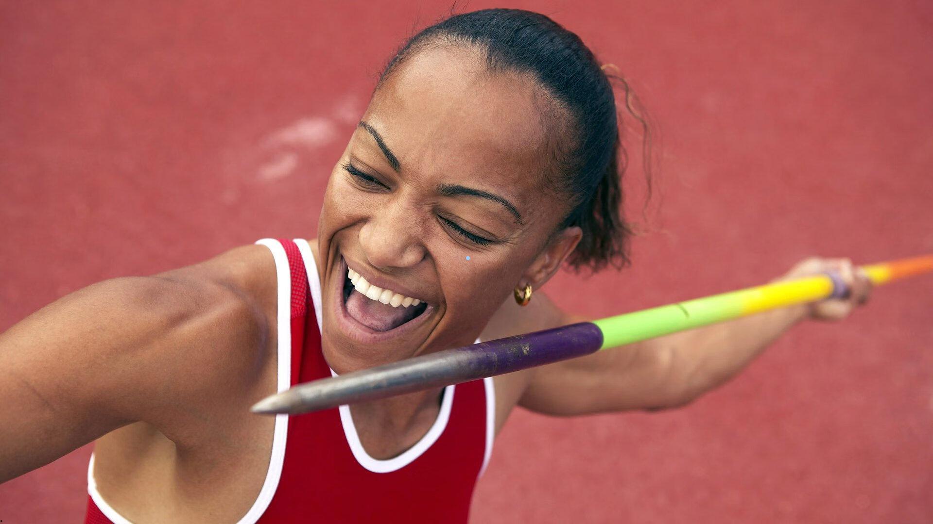 篮球三分大赛传奇再续，希罗与鲍威尔从对手到队友的蜕变之旅